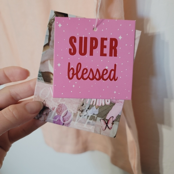 NWT Vibe N' Peach Graphic Tee Size Small - Picture 5 of 11